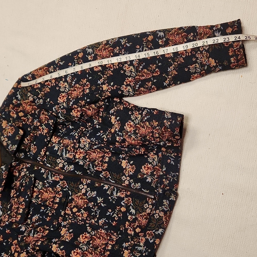 Blank NYC Floral Tapestry floral Quilt Lined Full Zip Jacket Size M - Picture 9 of 13